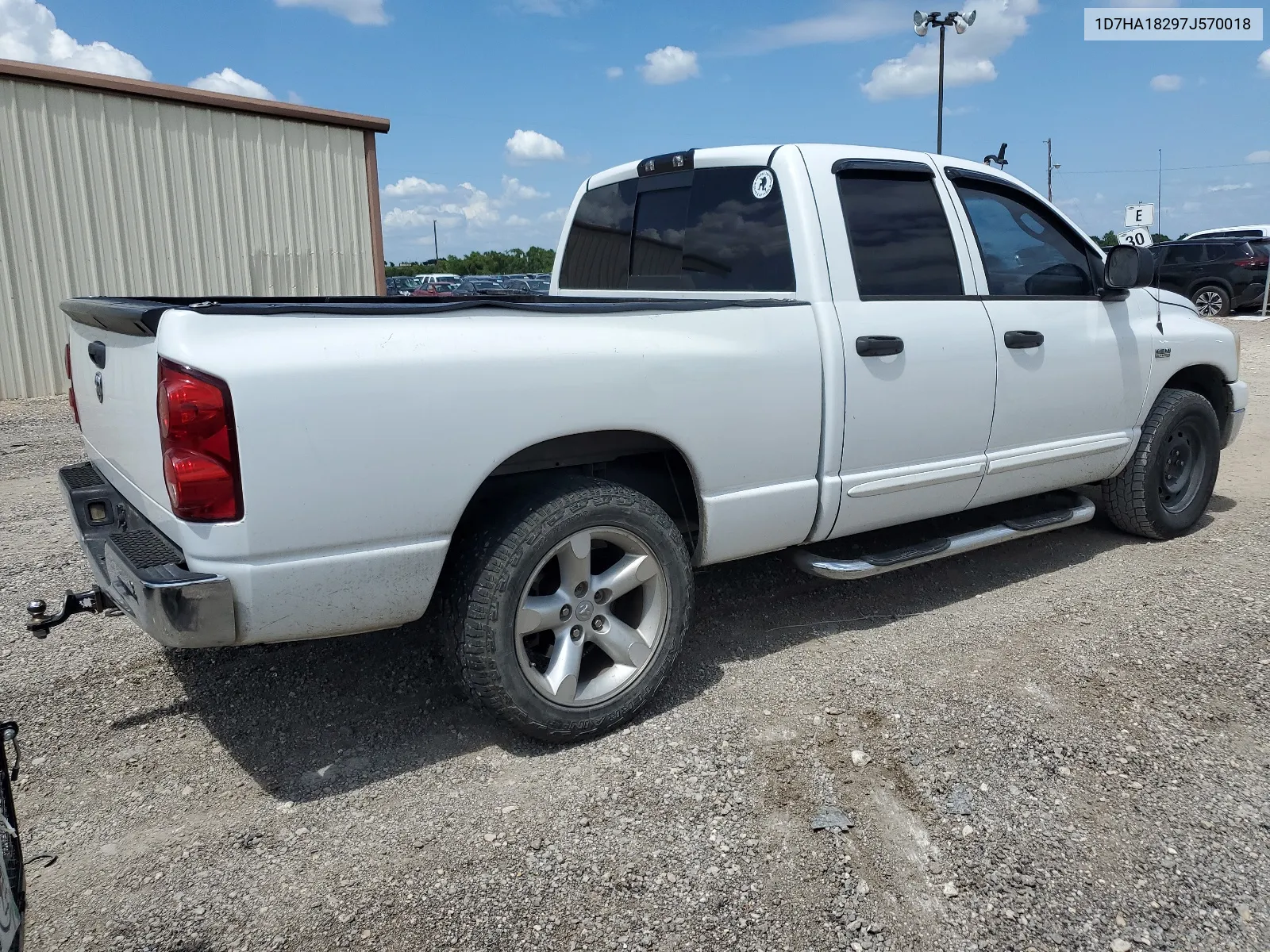 2007 Dodge Ram 1500 St VIN: 1D7HA18297J570018 Lot: 59115404