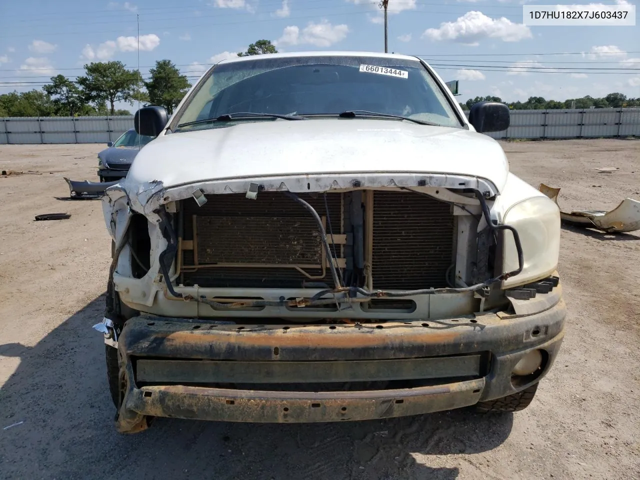 2007 Dodge Ram 1500 St VIN: 1D7HU182X7J603437 Lot: 66013444