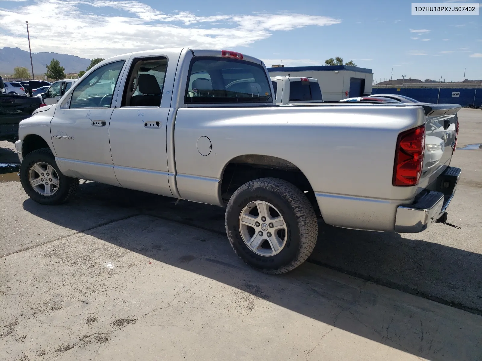 2007 Dodge Ram 1500 St VIN: 1D7HU18PX7J507402 Lot: 66437554