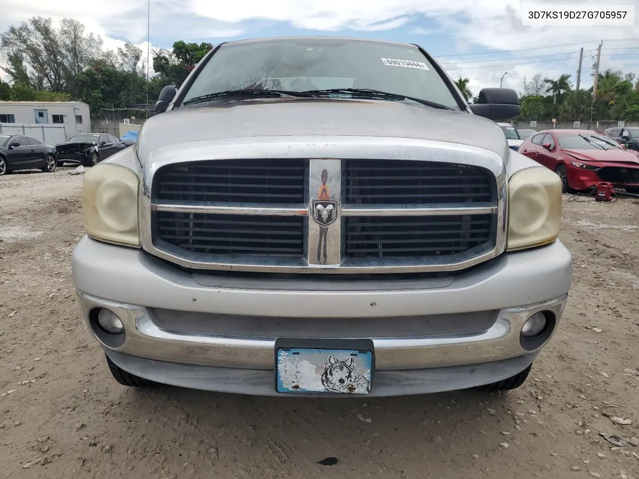 2007 Dodge Ram 1500 VIN: 3D7KS19D27G705957 Lot: 69015444