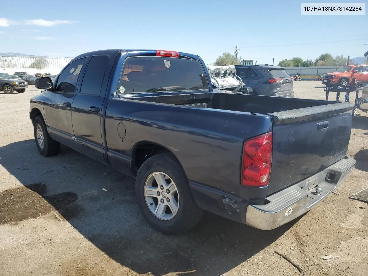 2007 Dodge Ram 1500 St VIN: 1D7HA18NX7S142284 Lot: 73572284