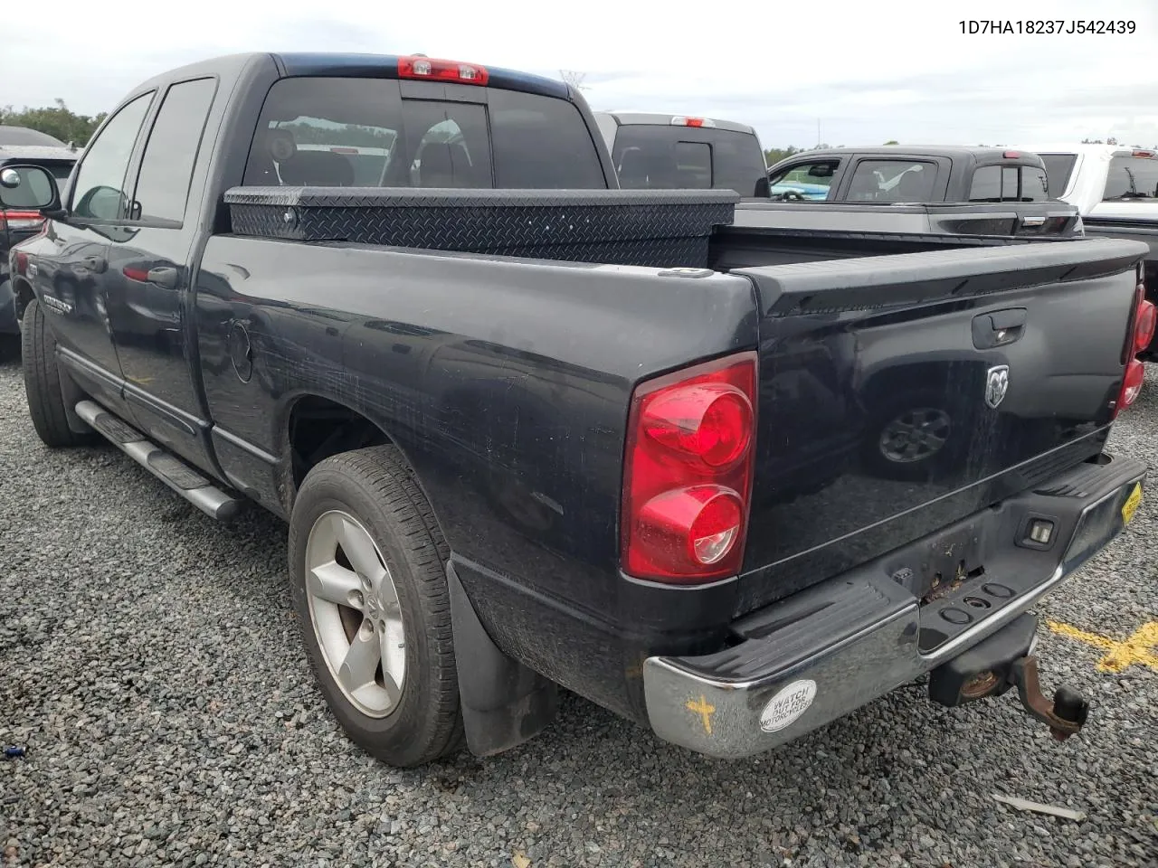 2007 Dodge Ram 1500 St VIN: 1D7HA18237J542439 Lot: 74992654