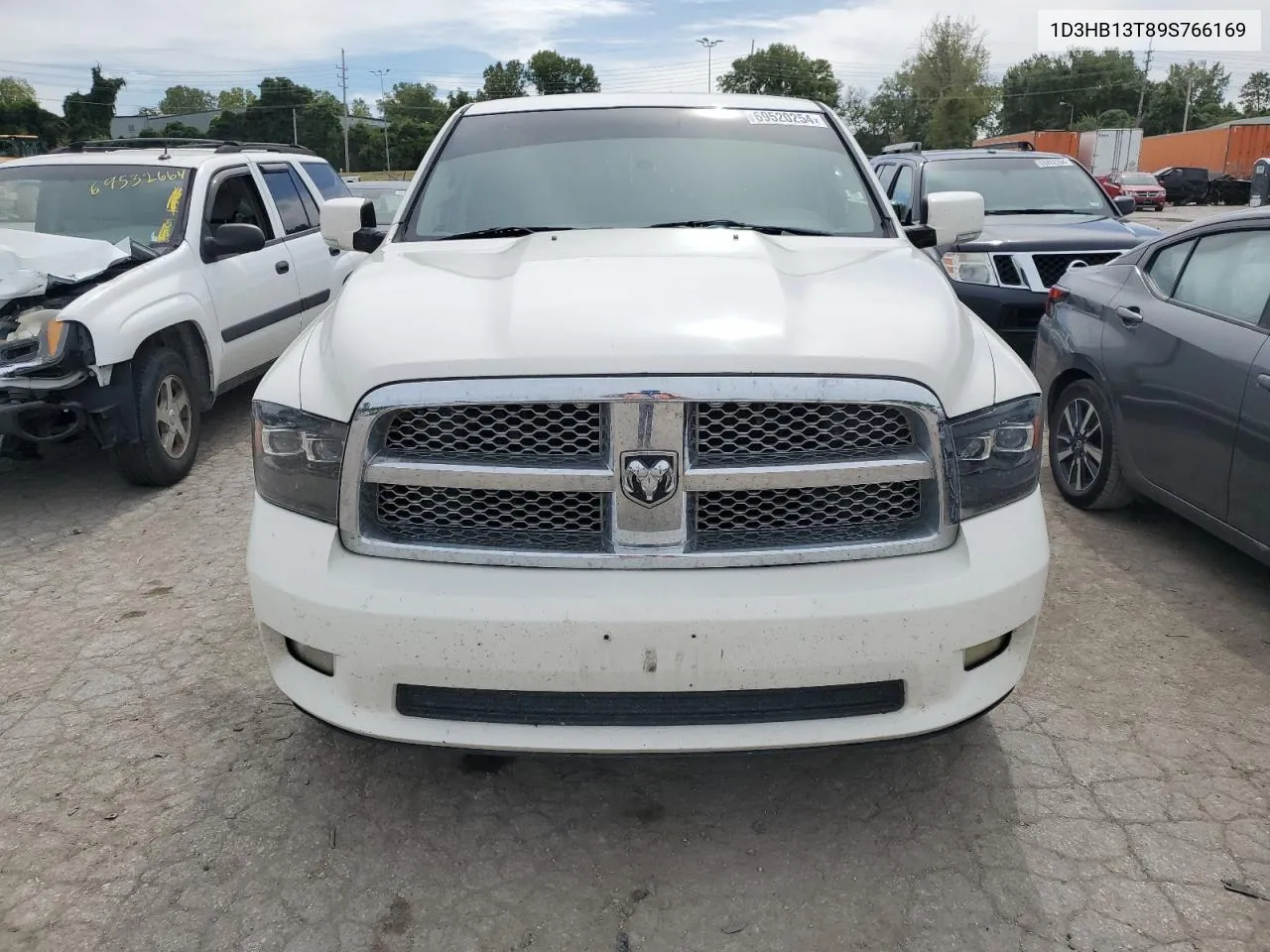 2009 Dodge Ram 1500 VIN: 1D3HB13T89S766169 Lot: 69520254