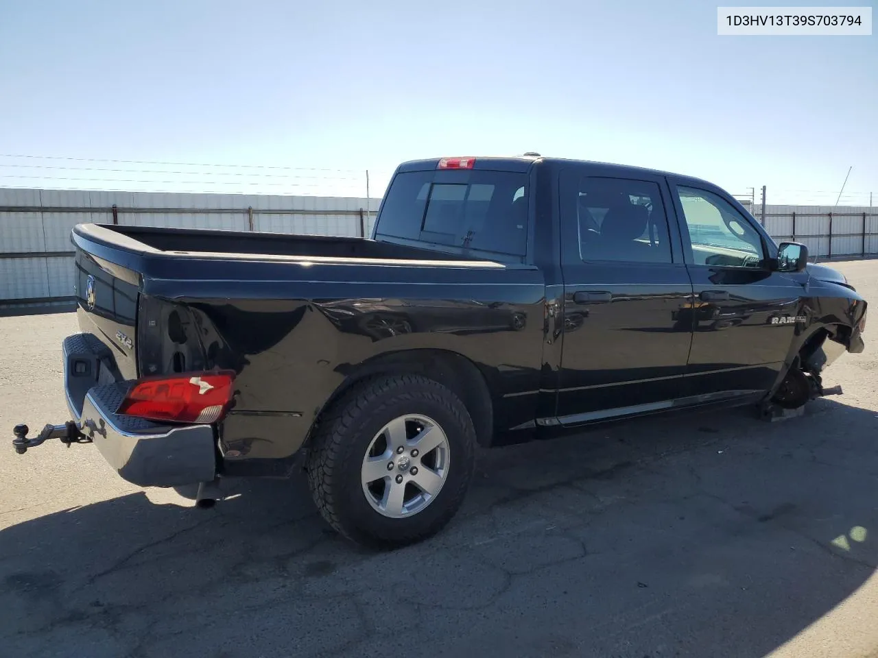 2009 Dodge Ram 1500 VIN: 1D3HV13T39S703794 Lot: 70905804