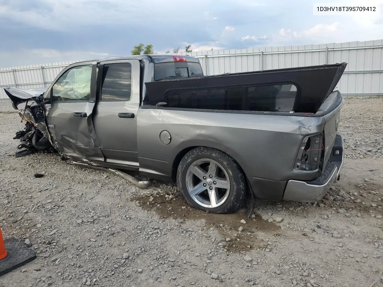 2009 Dodge Ram 1500 VIN: 1D3HV18T39S709412 Lot: 70916324