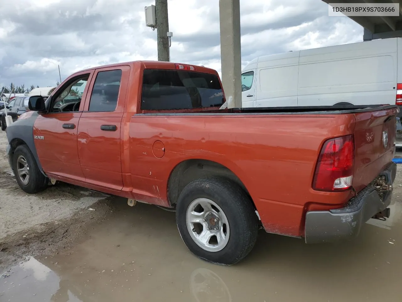 2009 Dodge Ram 1500 VIN: 1D3HB18PX9S703666 Lot: 71760044