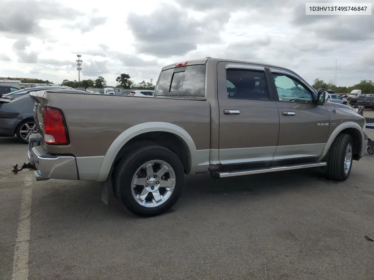 2009 Dodge Ram 1500 VIN: 1D3HV13T49S746847 Lot: 72883344