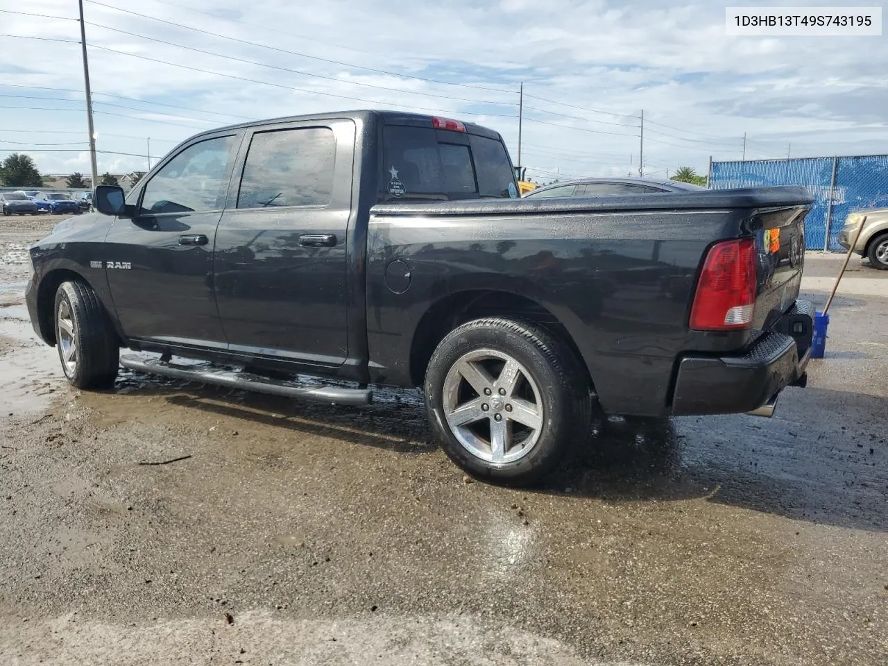 2009 Dodge Ram 1500 VIN: 1D3HB13T49S743195 Lot: 73689244