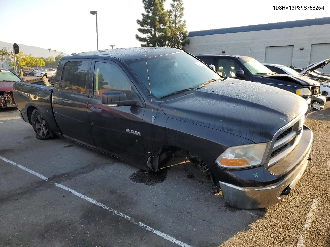 2009 Dodge Ram 1500 VIN: 1D3HV13P39S758264 Lot: 74829004