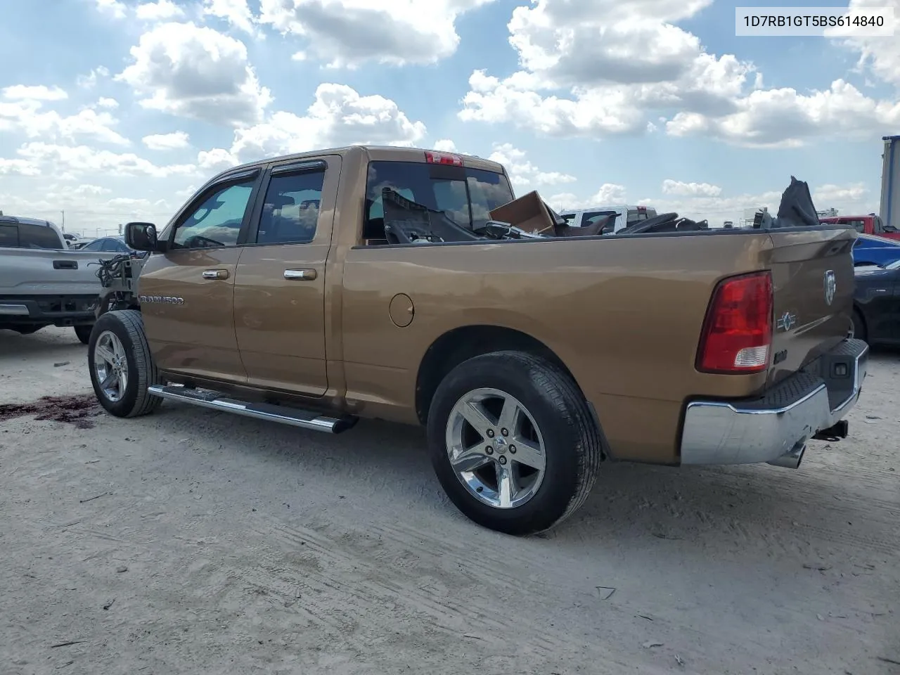 2011 Dodge Ram 1500 VIN: 1D7RB1GT5BS614840 Lot: 71080184