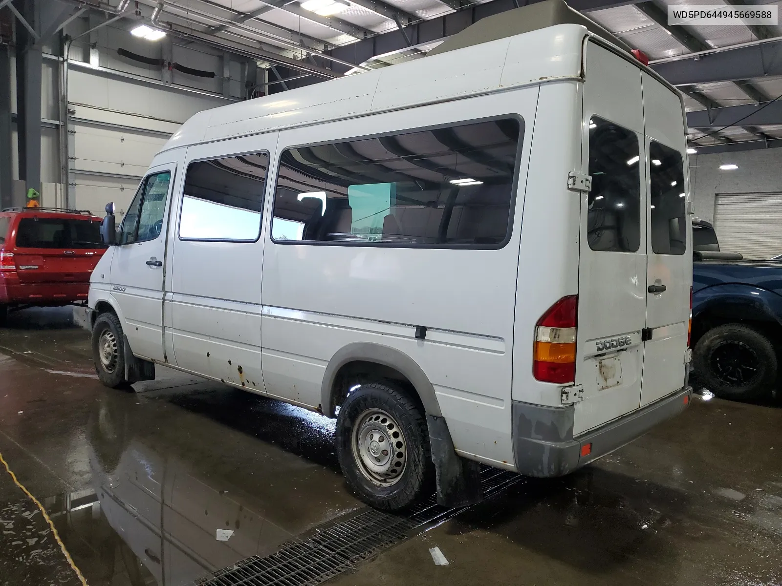 2004 Sprinter 2500 Sprinter VIN: WD5PD644945669588 Lot: 66553314