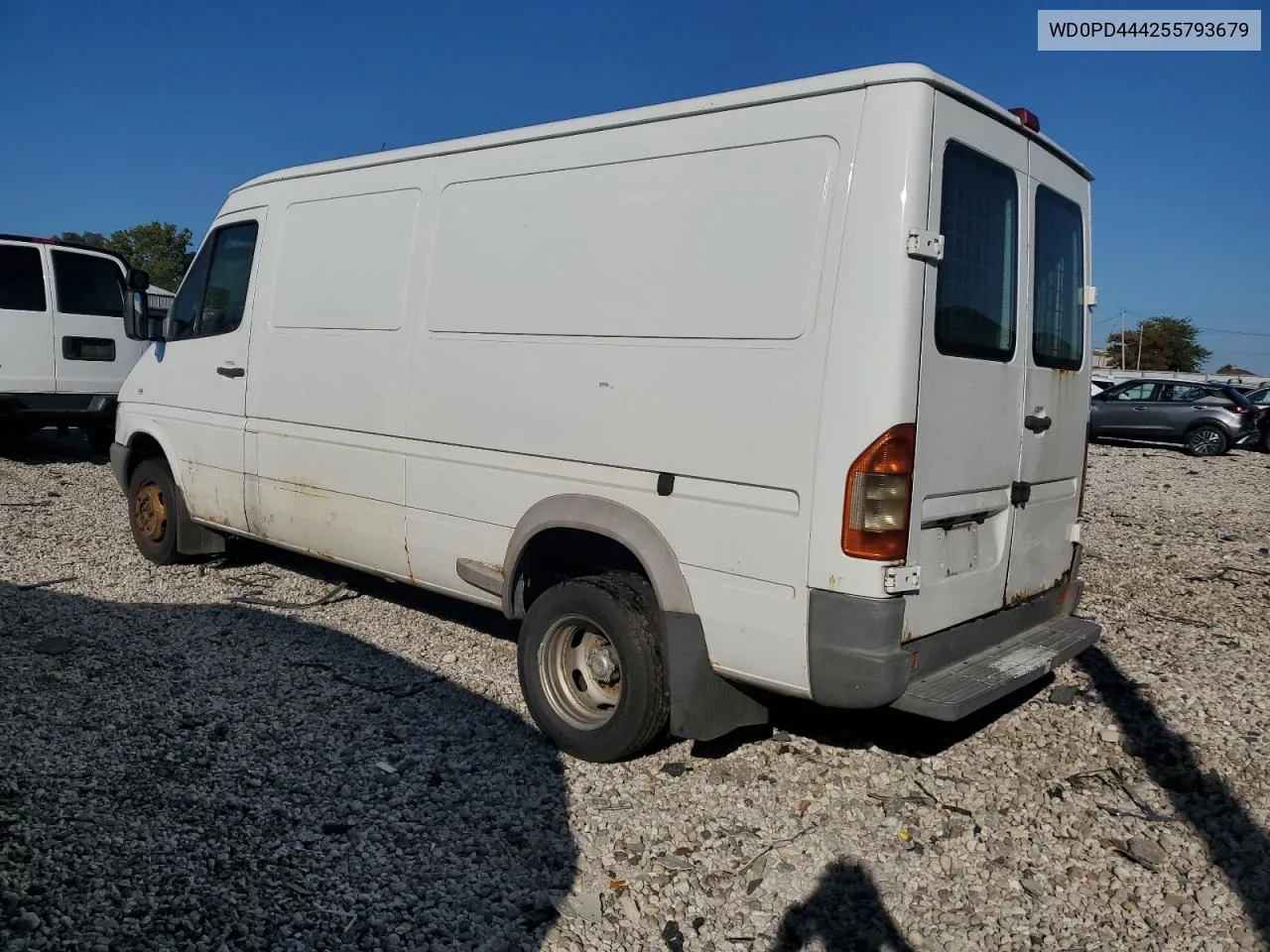 2005 Dodge Sprinter 3500 VIN: WD0PD444255793679 Lot: 72391924