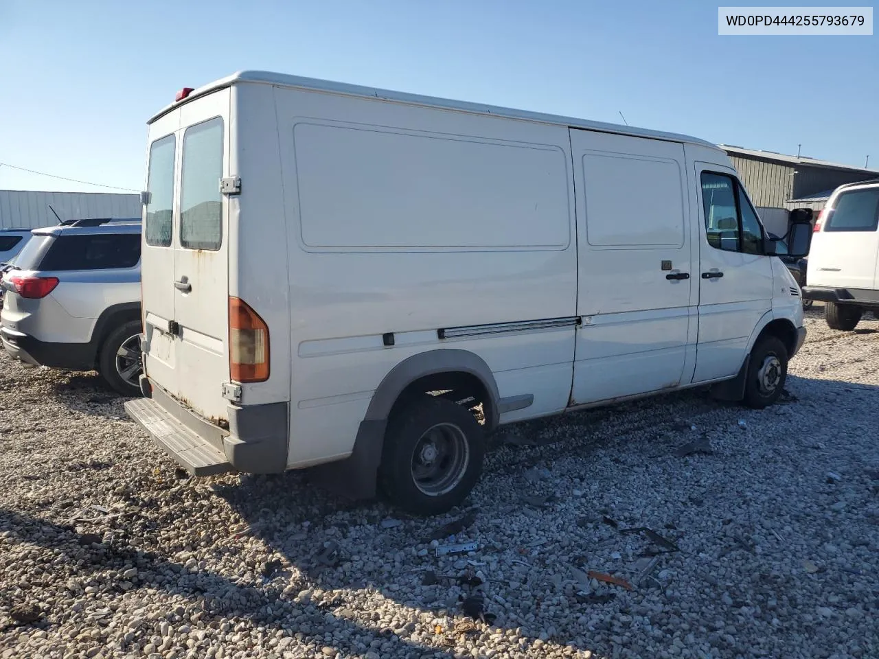 2005 Dodge Sprinter 3500 VIN: WD0PD444255793679 Lot: 72391924