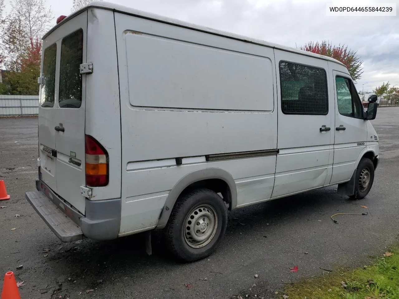 2005 Dodge Sprinter 2500 VIN: WD0PD644655844239 Lot: 74847764