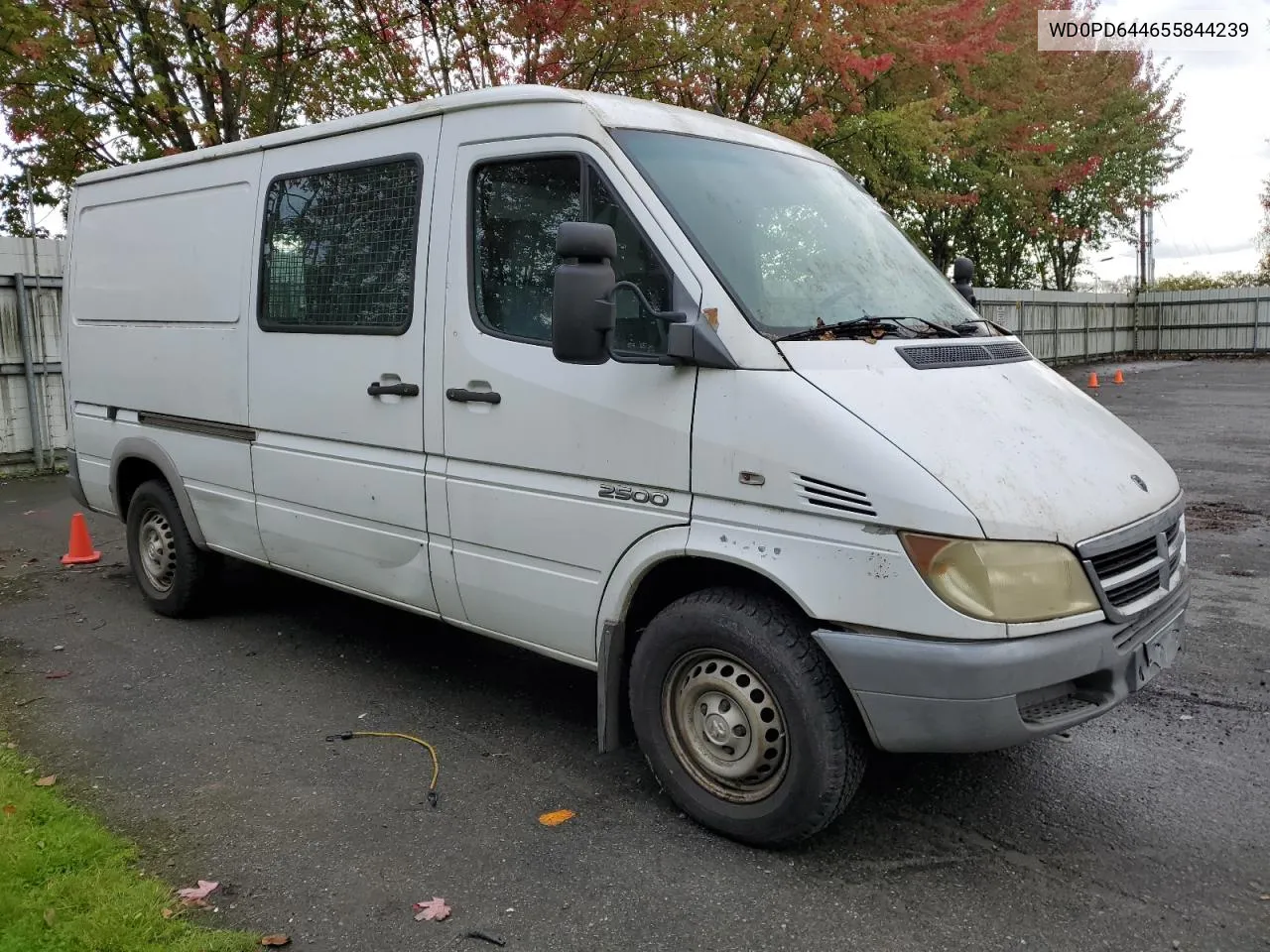 2005 Dodge Sprinter 2500 VIN: WD0PD644655844239 Lot: 74847764