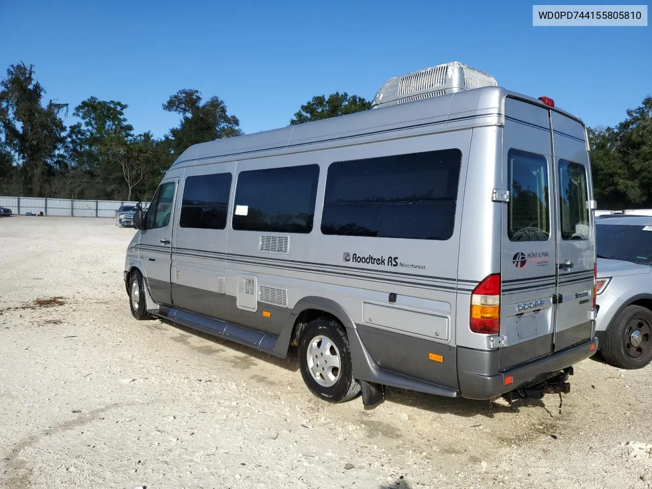 2005 Dodge Sprinter 2500 VIN: WD0PD744155805810 Lot: 75981104