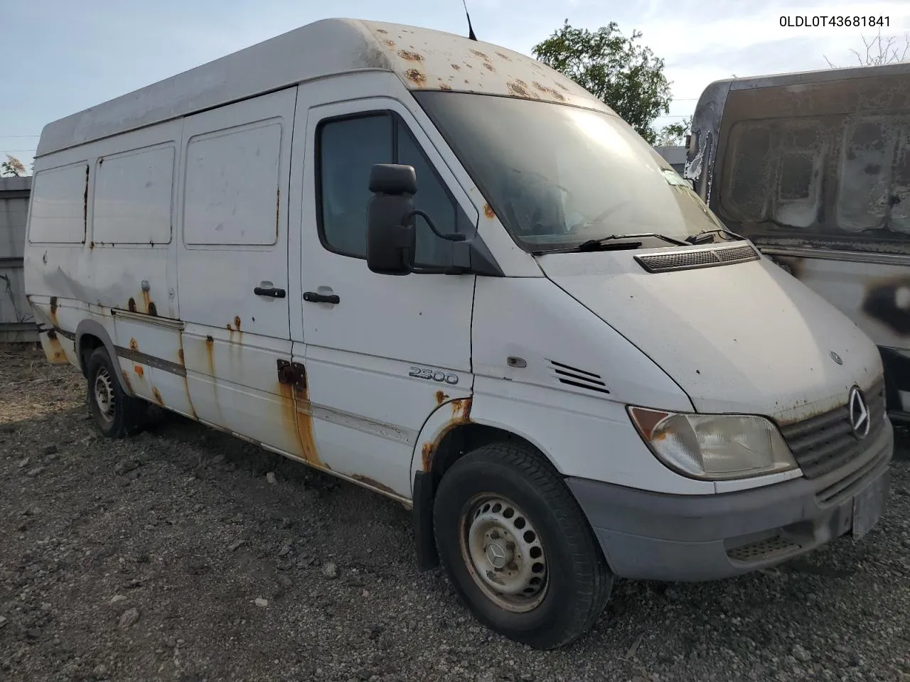 2006 Dodge Sprinter 2500 VIN: 0LDL0T43681841 Lot: 75941064