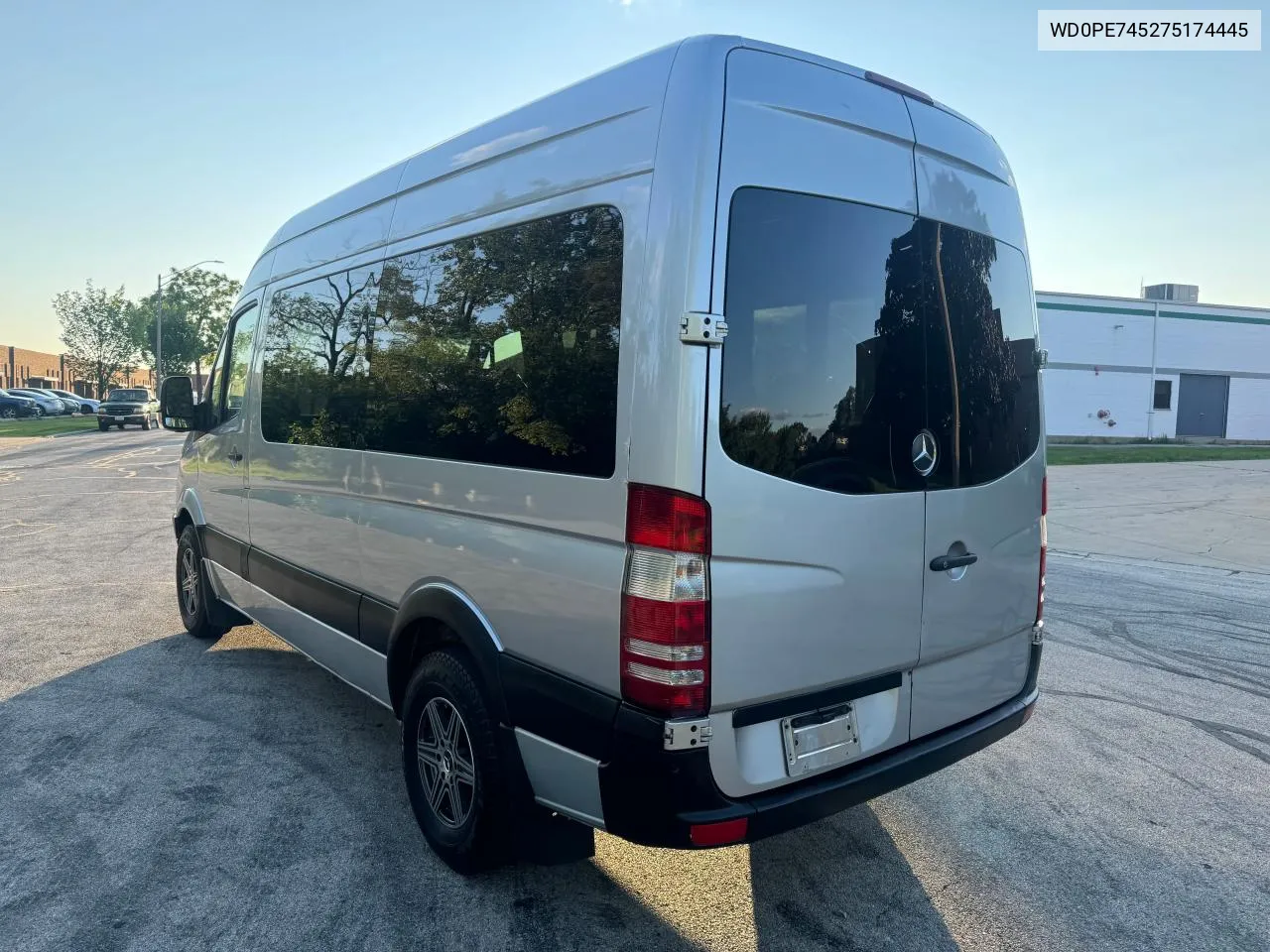 2007 Dodge Sprinter 2500 VIN: WD0PE745275174445 Lot: 70066694