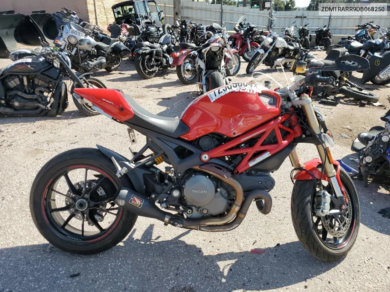 2013 Ducati Monster 1100 VIN: ZDM1RARR9DB068250 Lot: 72585864