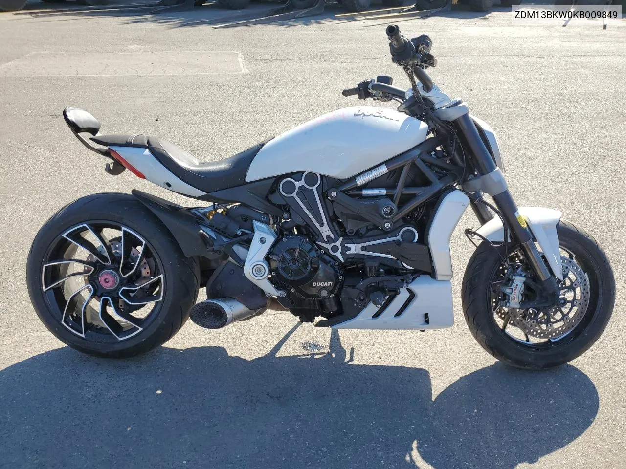 2019 Ducati Xdiavel VIN: ZDM13BKW0KB009849 Lot: 69555004