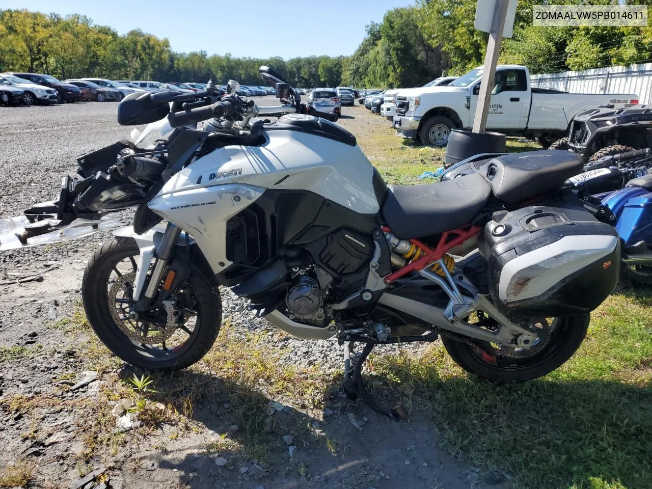 2023 Ducati Multistrada V4 VIN: ZDMAALVW5PB014611 Lot: 70705204