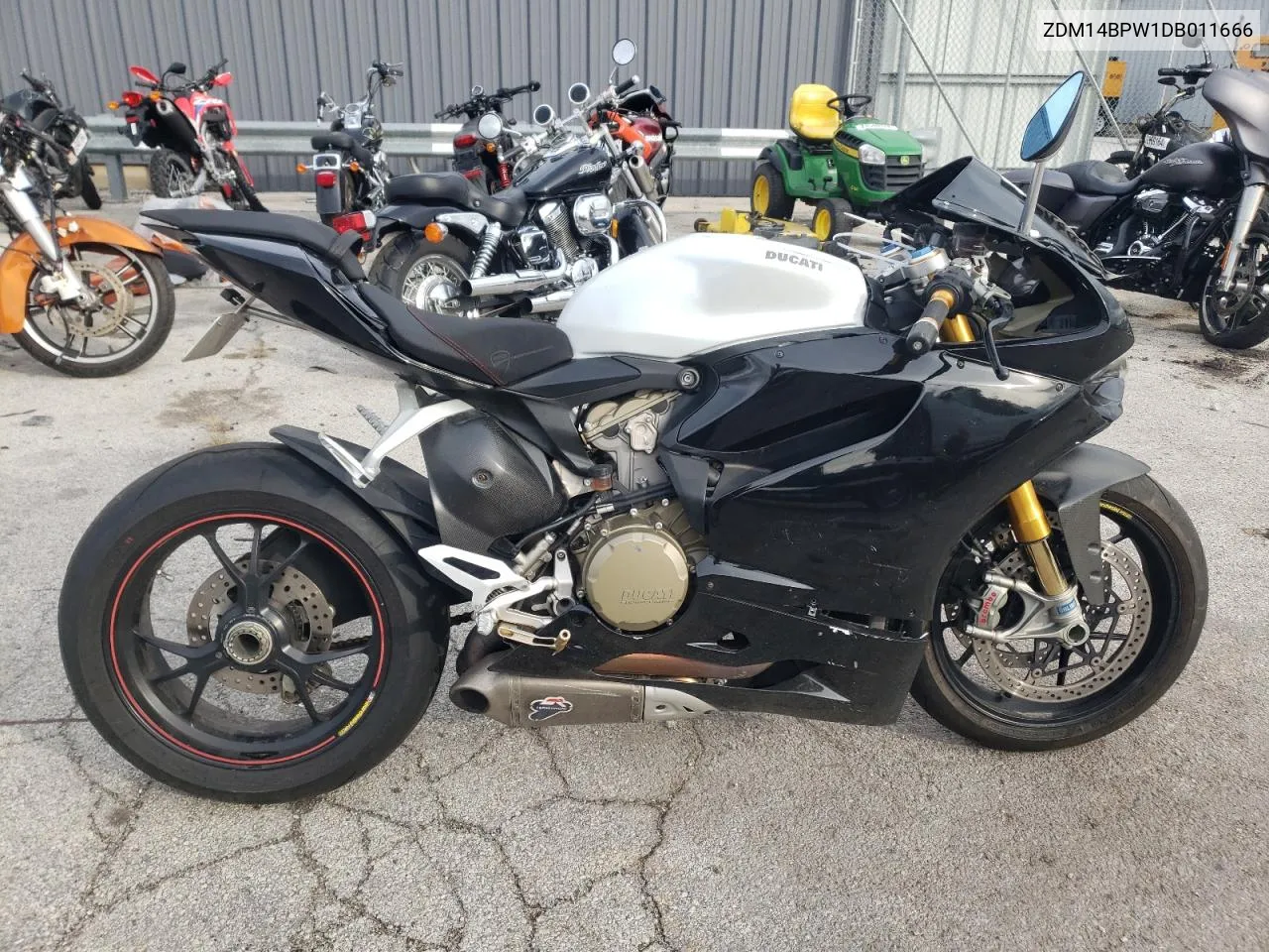 ZDM14BPW1DB011666 2013 Ducati Superbike 1199 Panigale