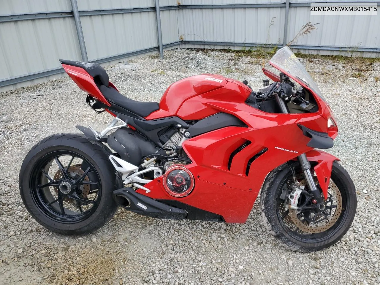 2021 Ducati Panigale V4 VIN: ZDMDAGNWXMB015415 Lot: 74389154