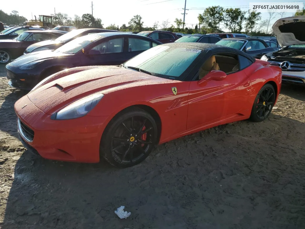 2014 Ferrari California VIN: ZFF65TJA3E0196898 Lot: 74082304