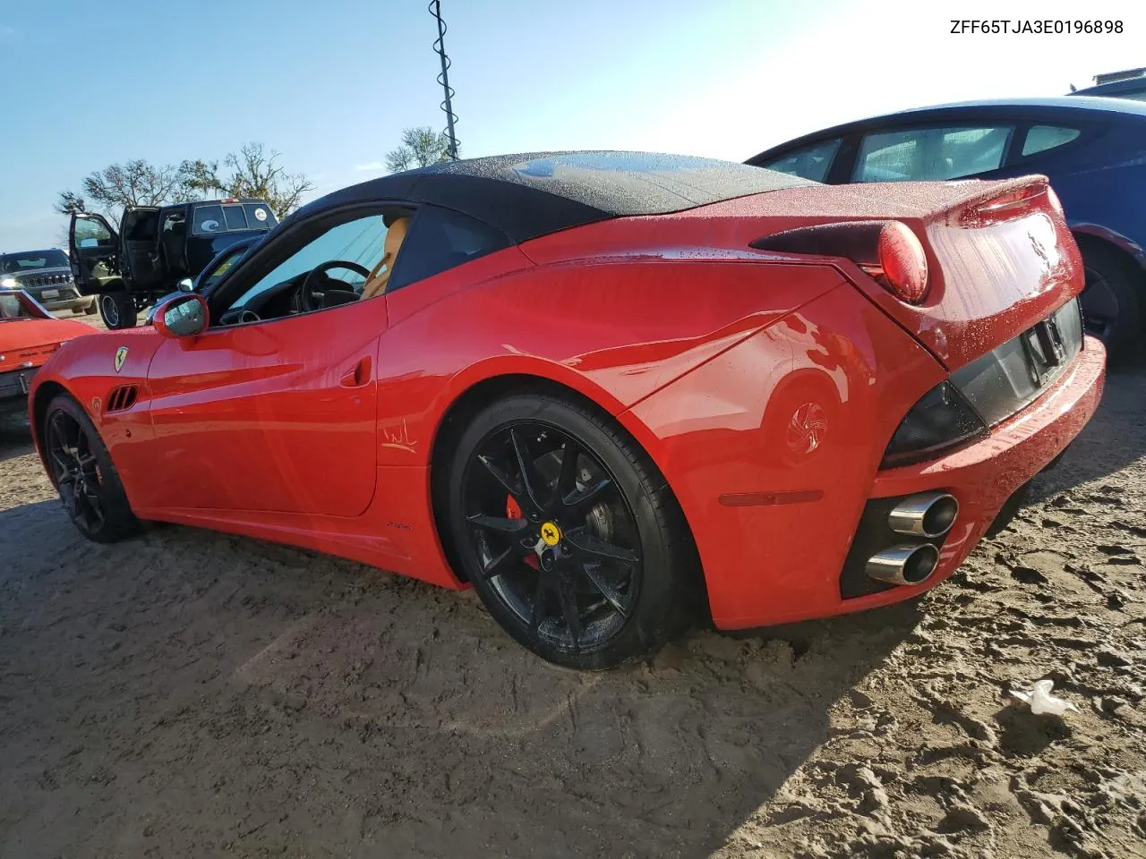 2014 Ferrari California VIN: ZFF65TJA3E0196898 Lot: 74082304