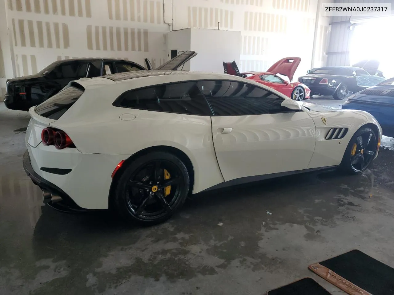 ZFF82WNA0J0237317 2018 Ferrari Gtc4 Lusso