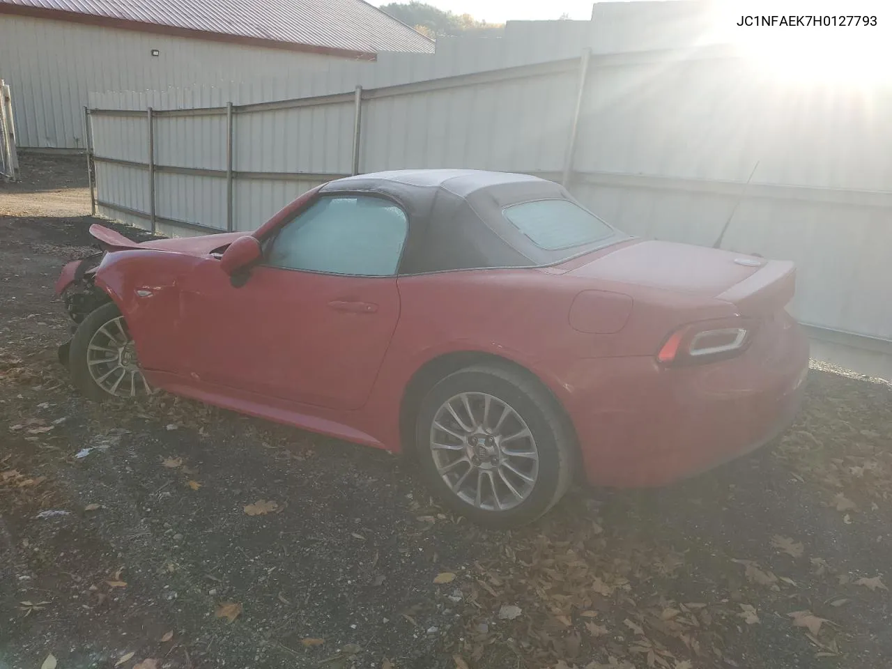 JC1NFAEK7H0127793 2017 Fiat 124 Spider Classica