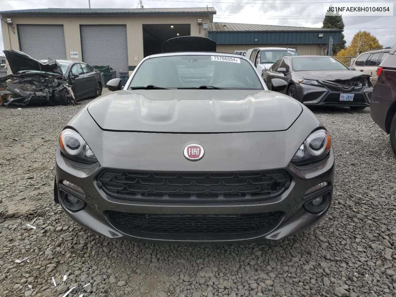 JC1NFAEK8H0104054 2017 Fiat 124 Spider Classica