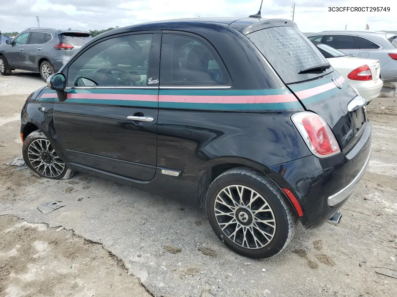 3C3CFFCR0CT295749 2012 Fiat 500 Lounge