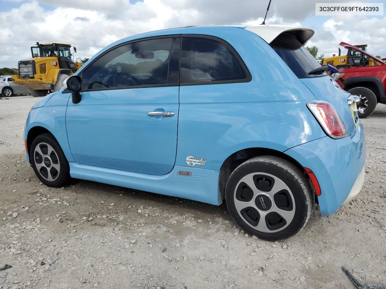 2015 Fiat 500 Electric VIN: 3C3CFFGE9FT642393 Lot: 79204334