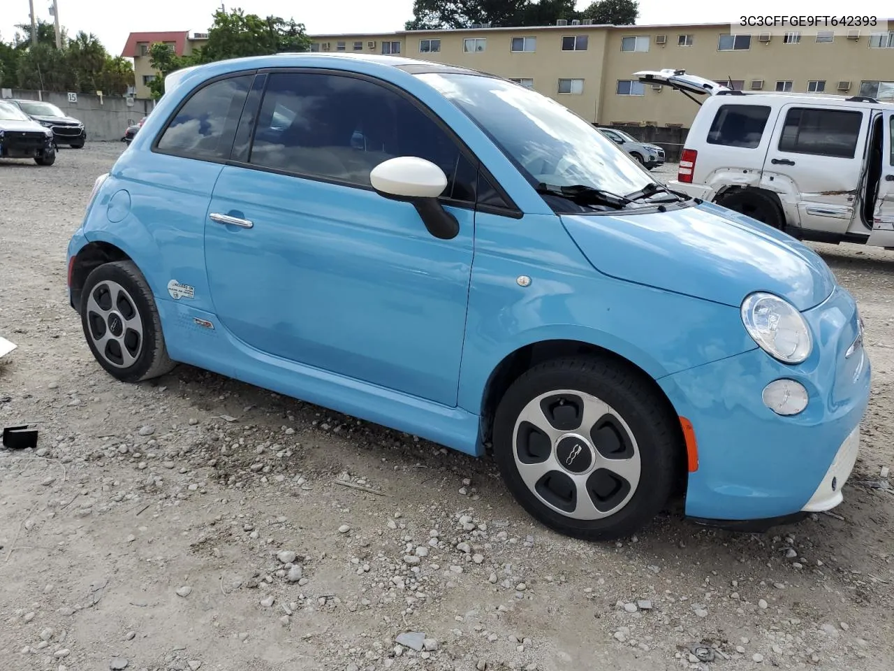 2015 Fiat 500 Electric VIN: 3C3CFFGE9FT642393 Lot: 79204334