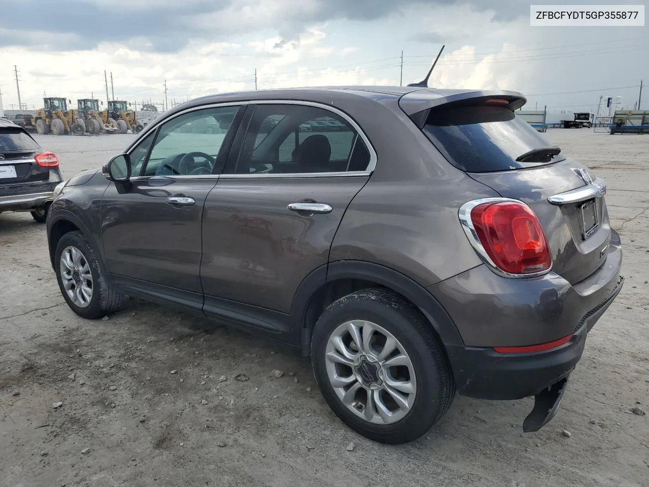 ZFBCFYDT5GP355877 2016 Fiat 500X Lounge