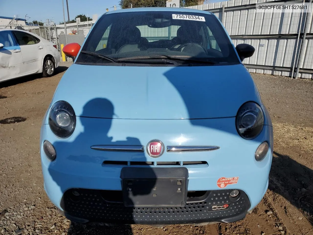 2017 Fiat 500 Electric VIN: 3C3CFFGE5HT527681 Lot: 75570334