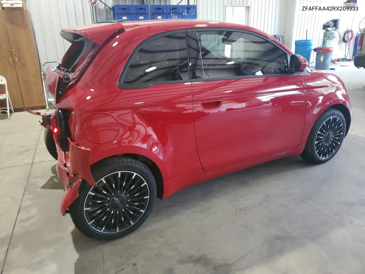 2024 Fiat 500 E Red VIN: ZFAFFAA42RX209333 Lot: 68452924