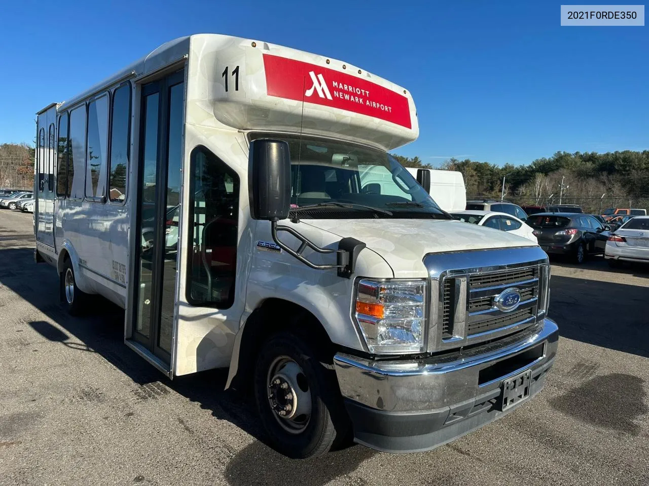 2021 Ford E350 Bus VIN: 2021F0RDE350 Lot: 81419284