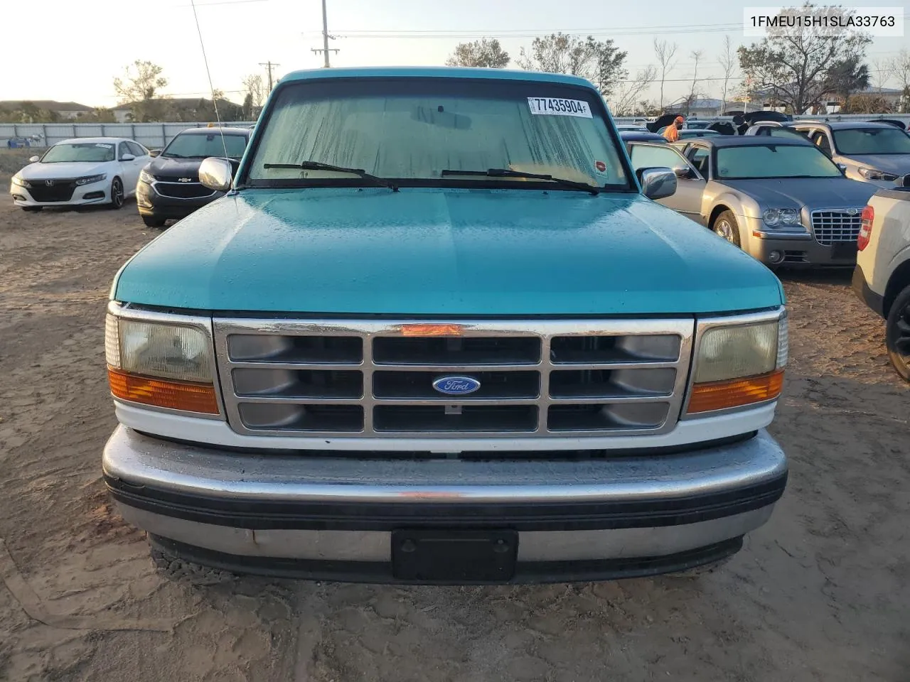 1995 Ford Bronco U100 VIN: 1FMEU15H1SLA33763 Lot: 77435904