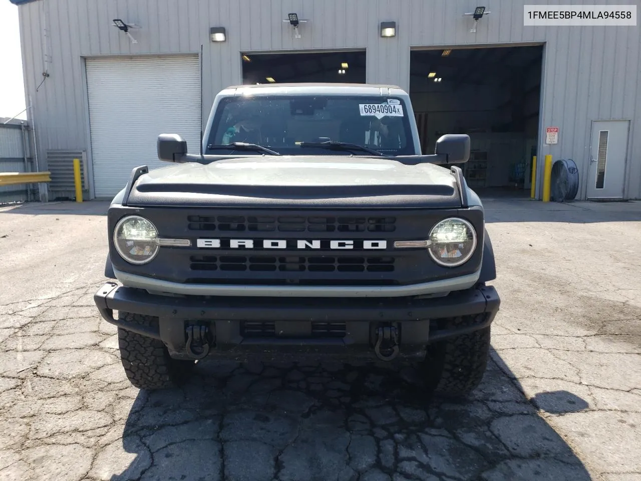 2021 Ford Bronco Base VIN: 1FMEE5BP4MLA94558 Lot: 68940904