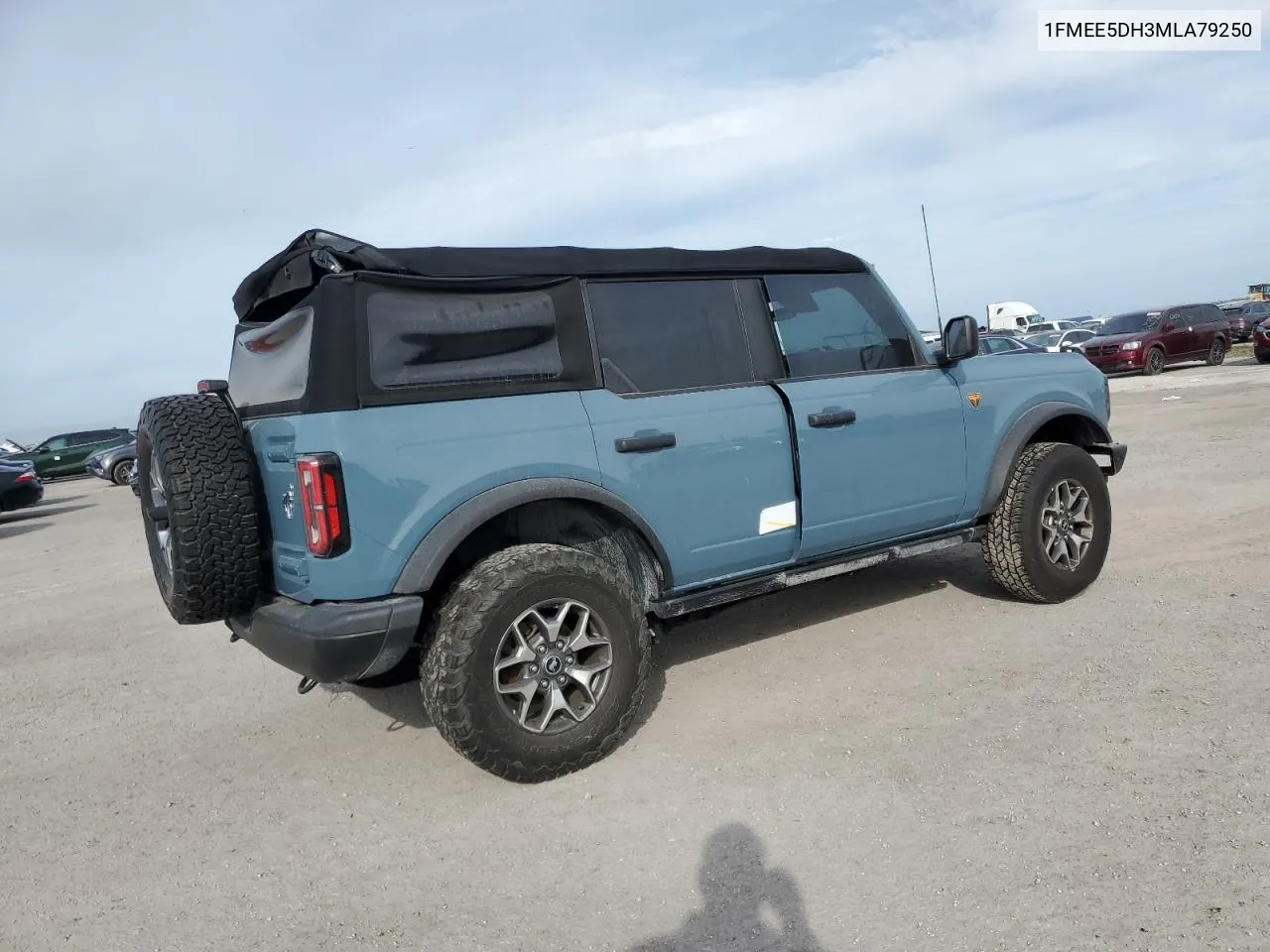 2021 Ford Bronco Base VIN: 1FMEE5DH3MLA79250 Lot: 74993724