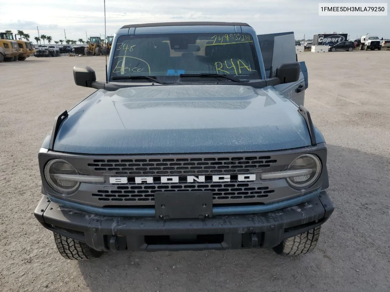 2021 Ford Bronco Base VIN: 1FMEE5DH3MLA79250 Lot: 74993724