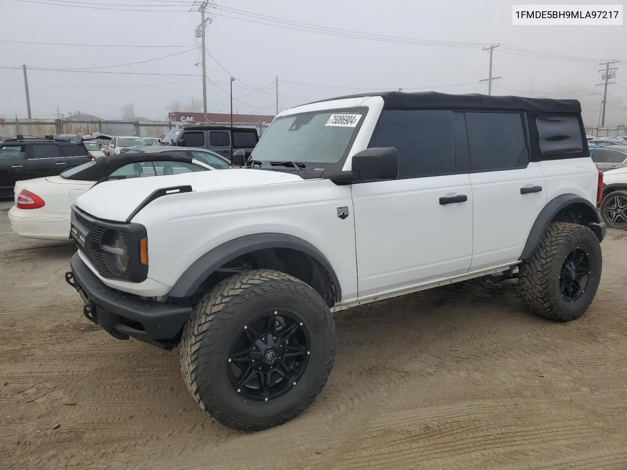 2021 Ford Bronco Base VIN: 1FMDE5BH9MLA97217 Lot: 75086904