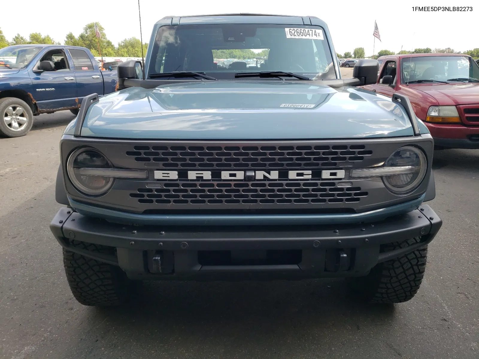 2022 Ford Bronco Base VIN: 1FMEE5DP3NLB82273 Lot: 62660474