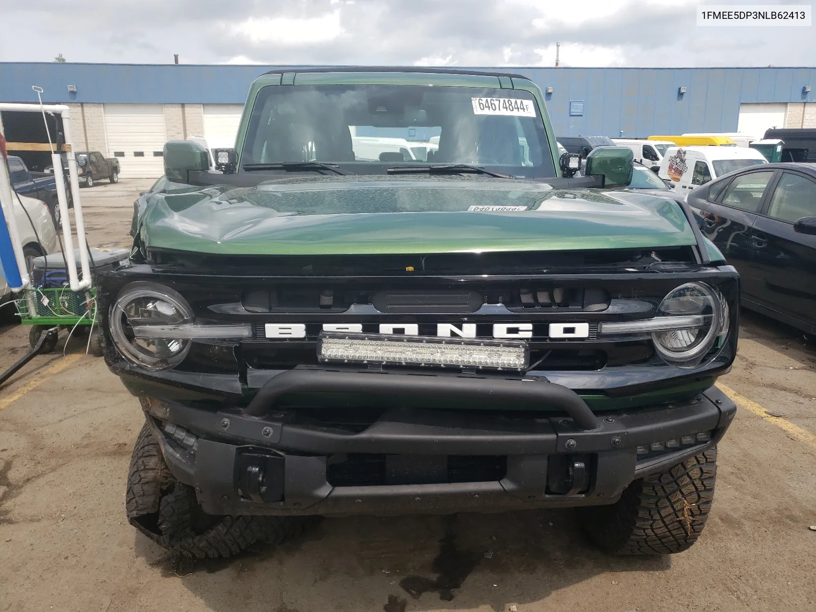 2022 Ford Bronco Base VIN: 1FMEE5DP3NLB62413 Lot: 64674844