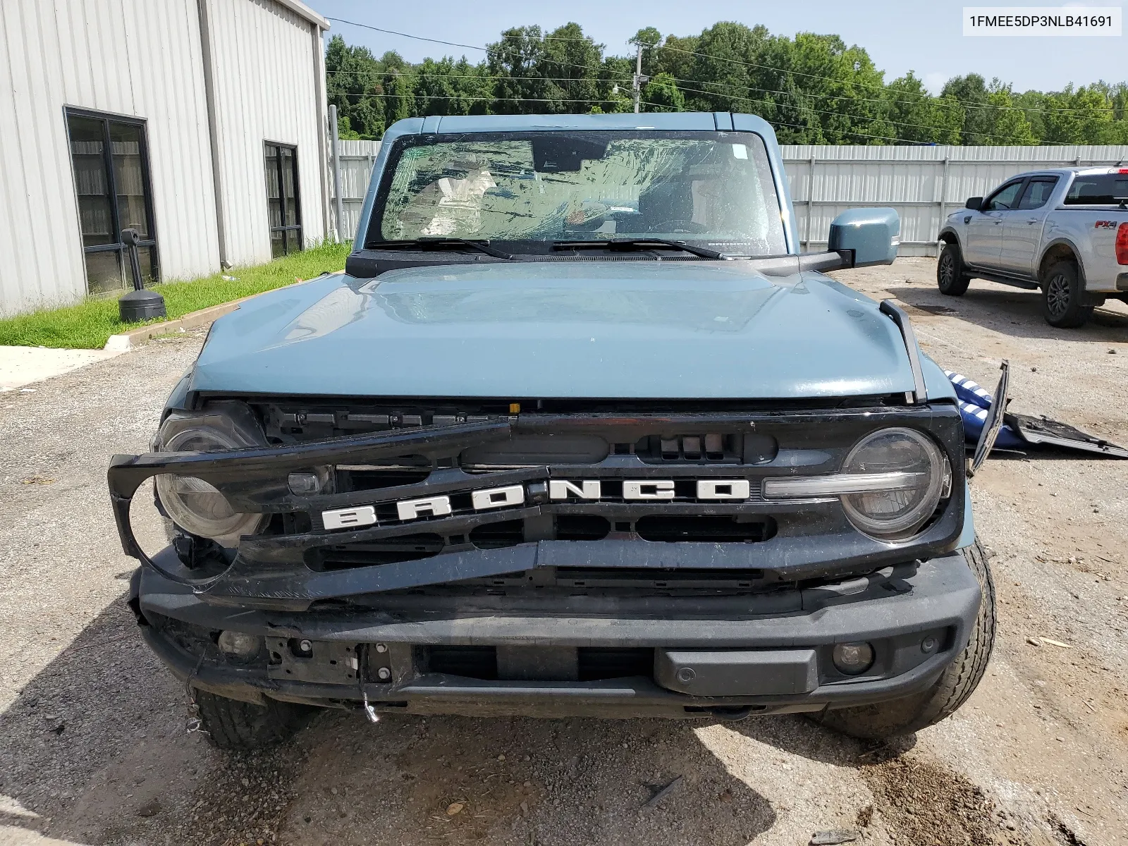 2022 Ford Bronco Base VIN: 1FMEE5DP3NLB41691 Lot: 65386894