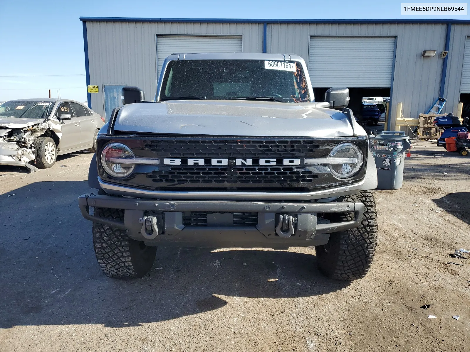 2022 Ford Bronco Base VIN: 1FMEE5DP9NLB69544 Lot: 68907164