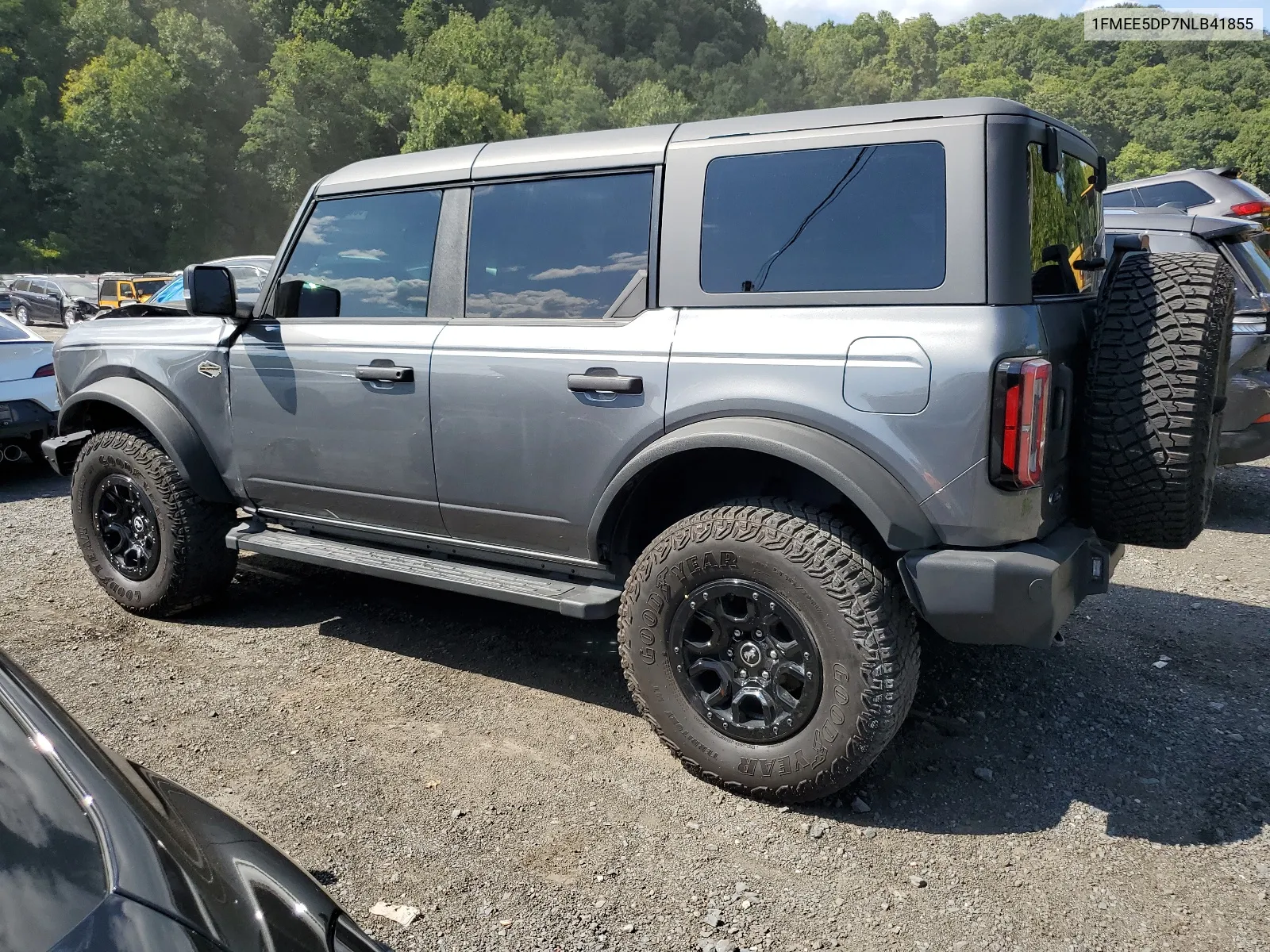 2022 Ford Bronco Base VIN: 1FMEE5DP7NLB41855 Lot: 68984374