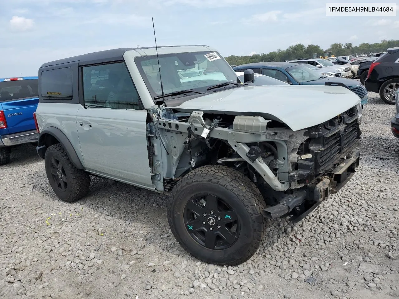 2022 Ford Bronco Base VIN: 1FMDE5AH9NLB44684 Lot: 69696964